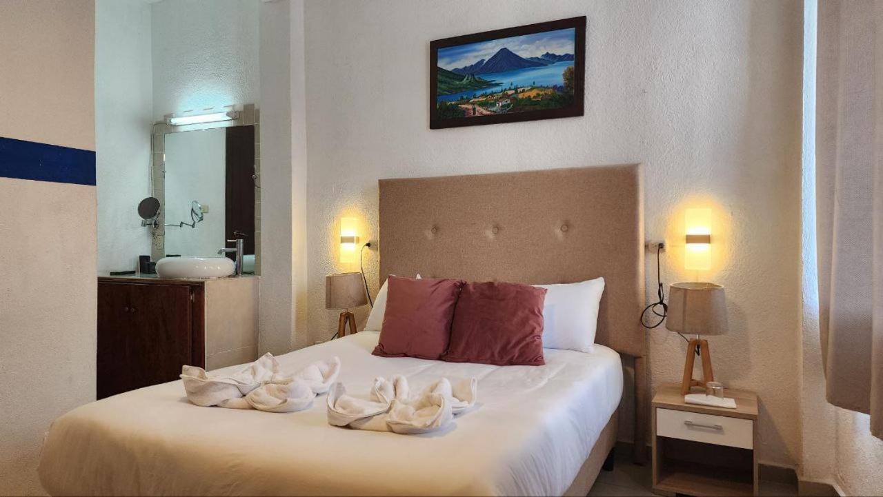 San Pedro Suite San Pedro La Laguna Exteriör bild