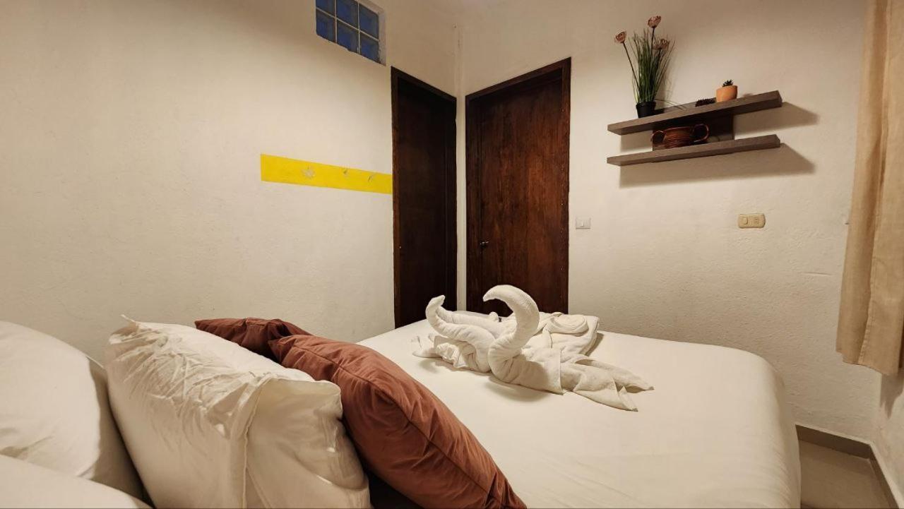 San Pedro Suite San Pedro La Laguna Exteriör bild
