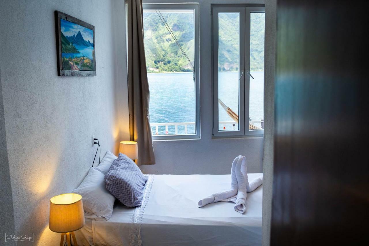 San Pedro Suite San Pedro La Laguna Exteriör bild